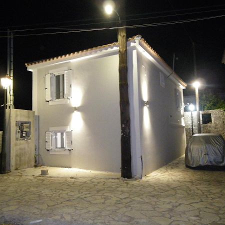 Vikou House Villa Yírion Buitenkant foto