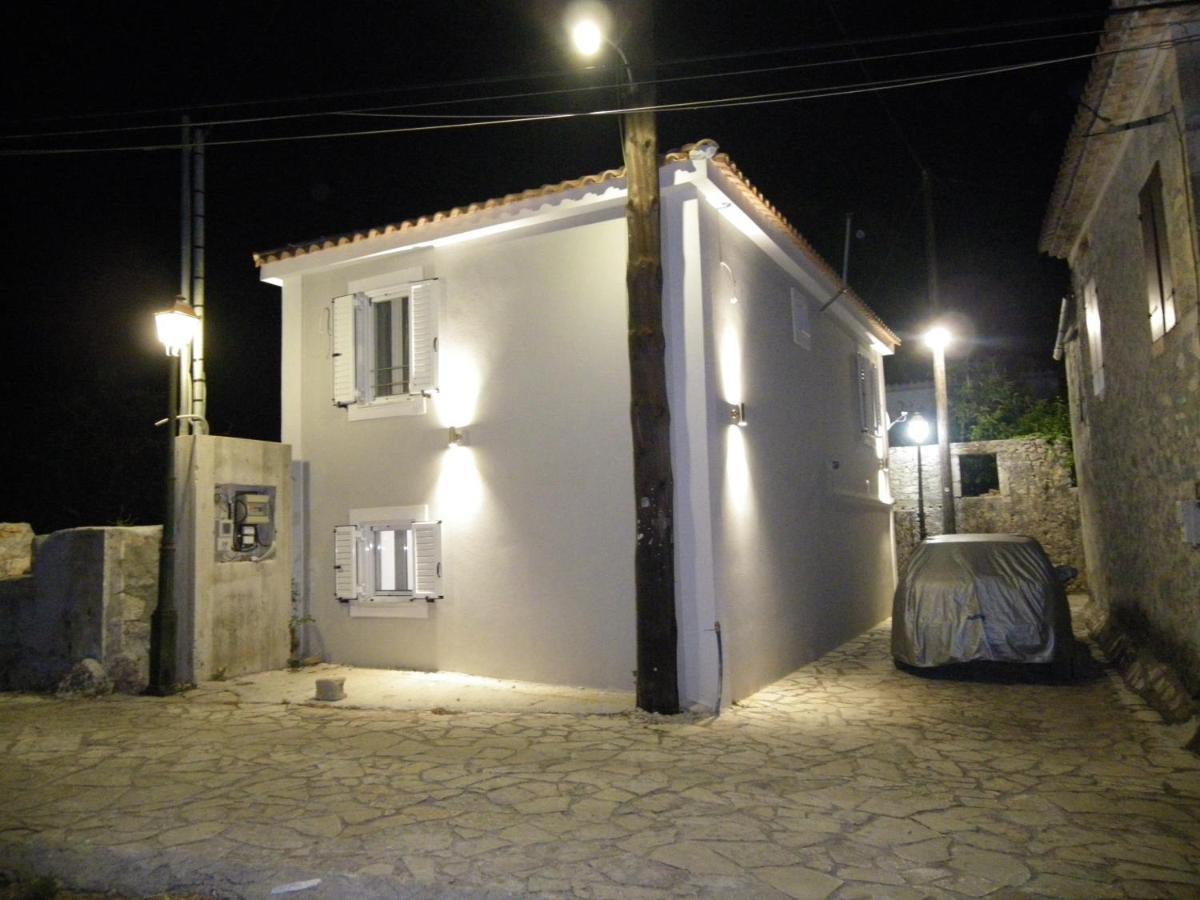 Vikou House Villa Yírion Buitenkant foto