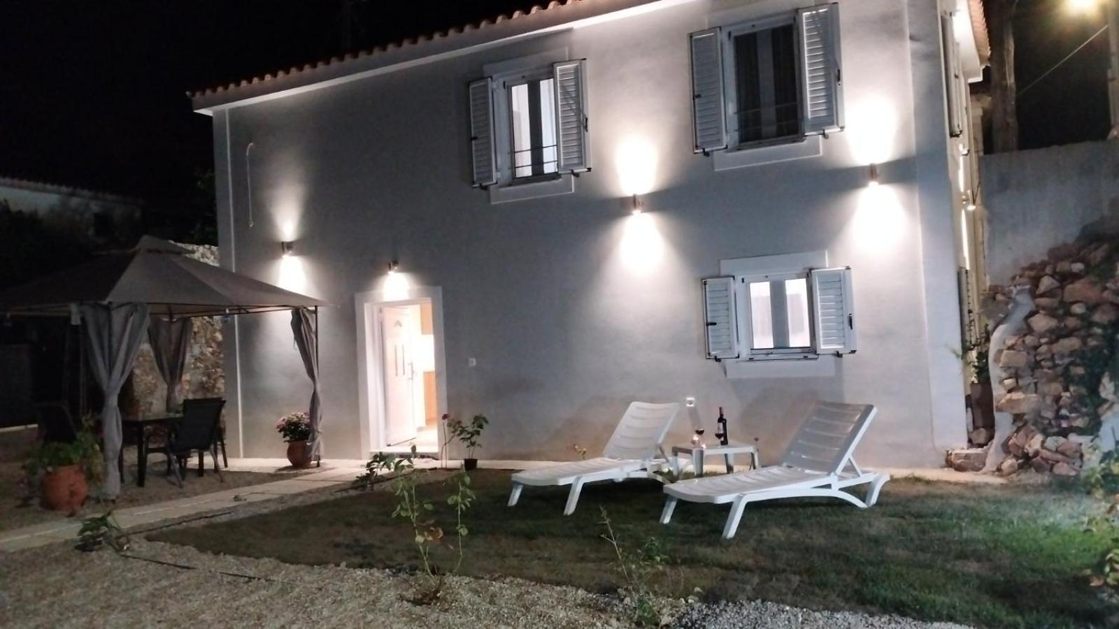 Vikou House Villa Yírion Buitenkant foto